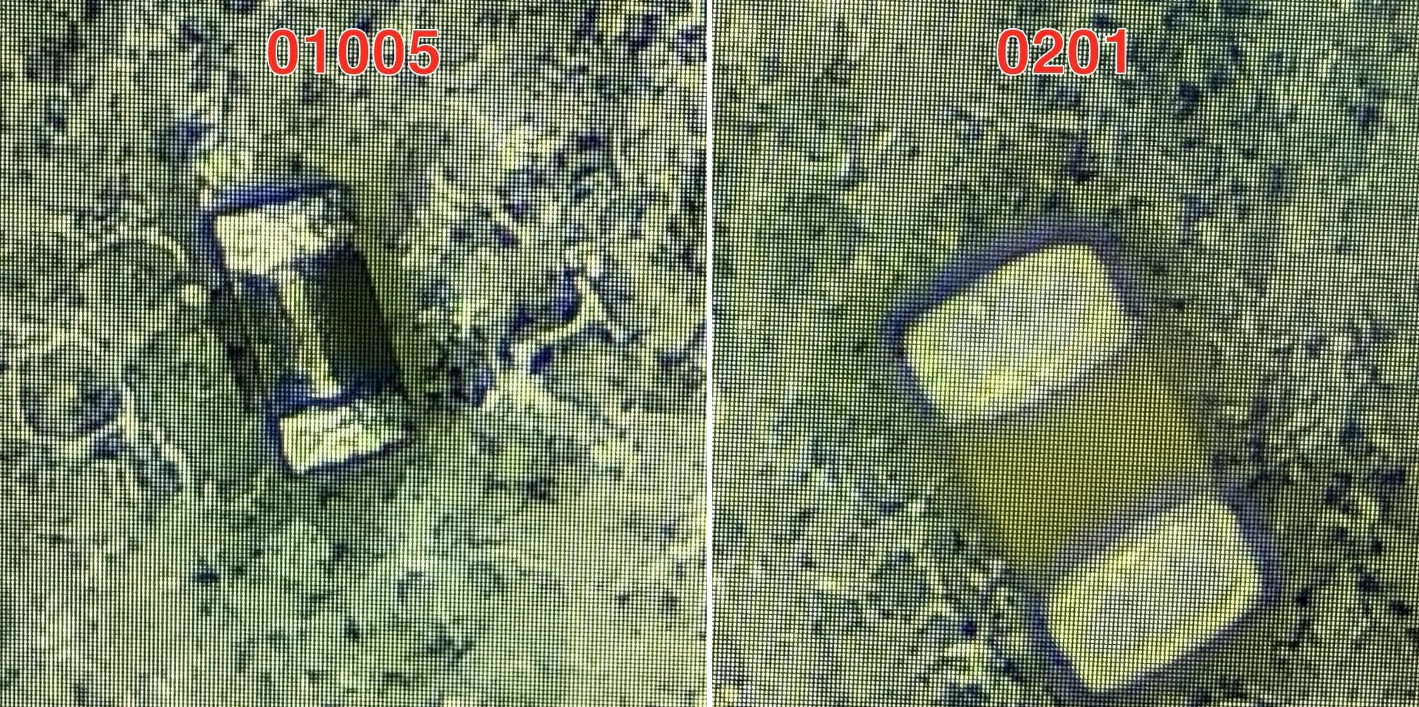 01005 ve 0201 çip bileşenleri, üretim mikroskobu altında yan yana karşılaştırma